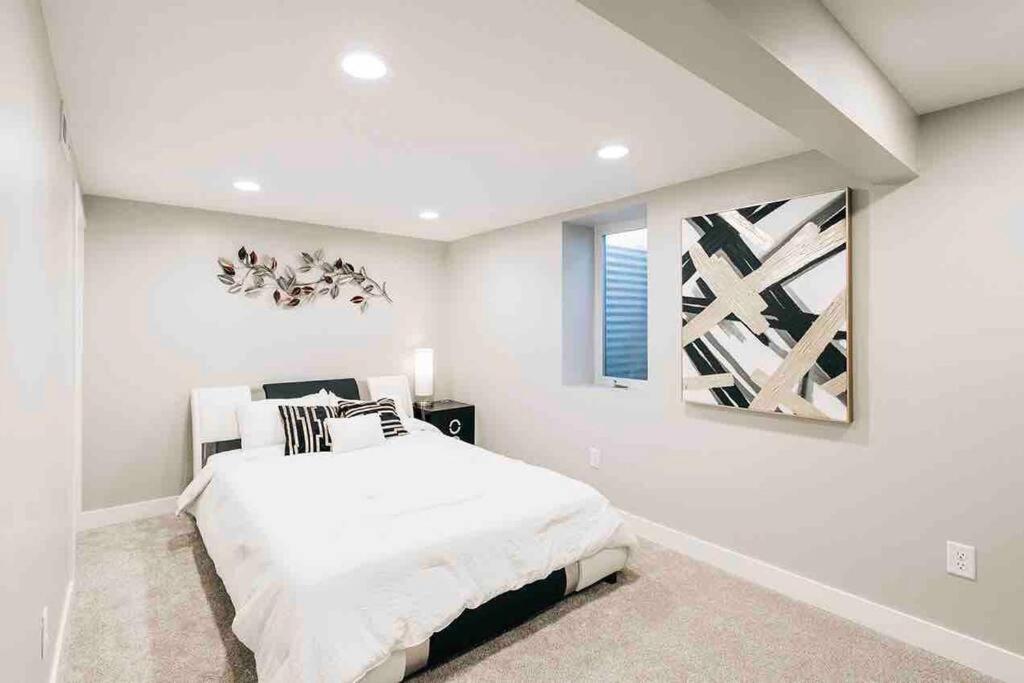 Beautiful Luxury Home Freshly Renovated With Big Yard, Seating & Grill Pad Cottage Grove Exteriér fotografie